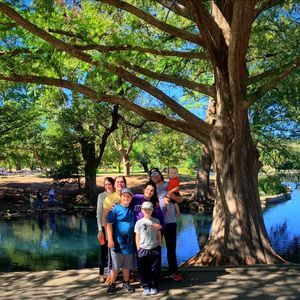 Meet your Posher, Mia